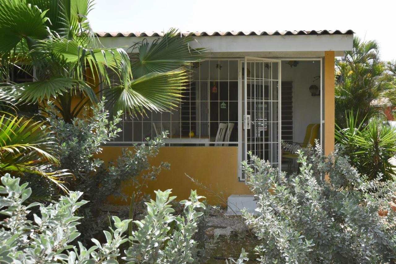 Seru Coral Apartment Willemstad Exterior foto